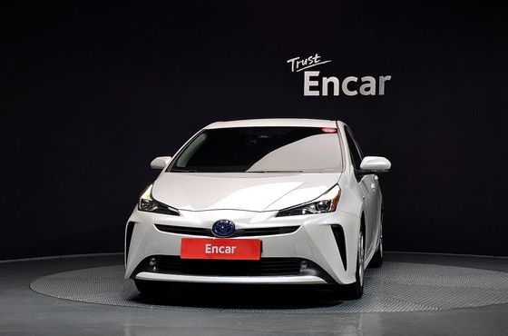Toyota Prius 1.8 — пробег 43 806 км — фото 3 из 5