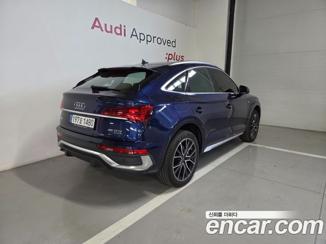 Audi Q5 45 TFSI Quattro Sportback Premium — пробег 35 100 км — фото 2 из 5