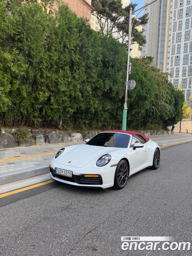 Porsche 911 Carrera 4S Cabriolet — пробег 17 700 км — фото 2 из 5