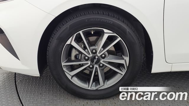Kia K3 из Кореи Encar