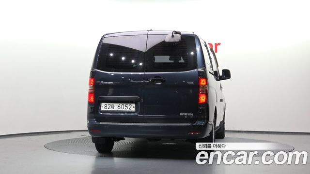 Hyundai Starex Van 5-Seater Modern — пробег 249 219 км — фото 4 из 5