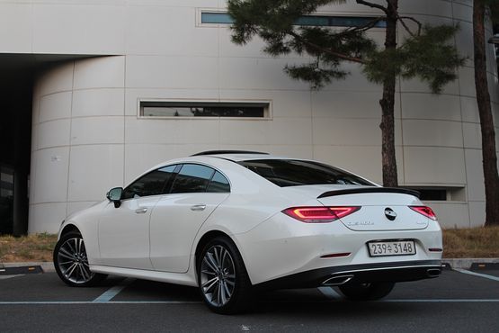 Mercedes-Benz CLS-Class CLS400d 4MATIC — пробег 81 800 км — фото 5 из 5