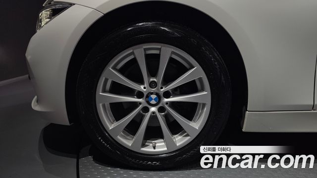 BMW 3-Series из Кореи Encar