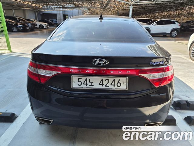 Hyundai Grandeur Premium — пробег 251 952 км — фото 5 из 5