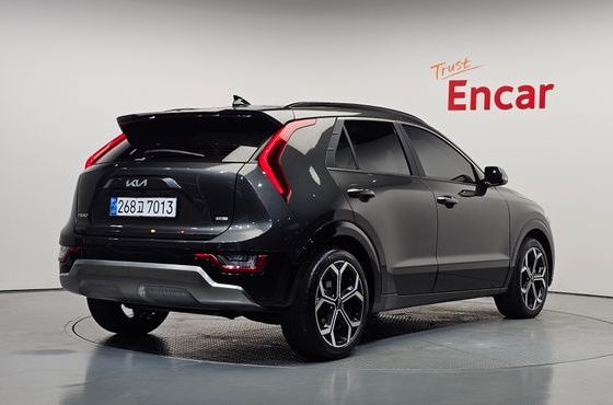 Kia Niro Signature — пробег 44 776 км — фото 2 из 5