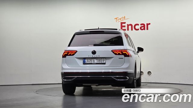 Volkswagen Tiguan 2.0 TDI 4Motion Prestige — пробег 12 306 км — фото 4 из 5