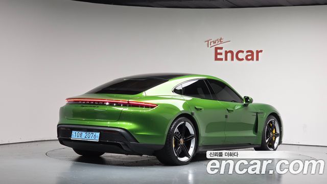 Porsche Taycan Turbo S — пробег 27 457 км — фото 2 из 5