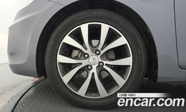 Hyundai Accent из Кореи Encar