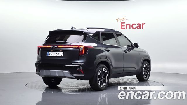 Kia Seltos из Кореи Encar
