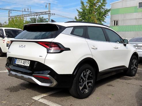 Kia Sportage HEV 1.6 2WD Signature — пробег 39 322 км — фото 3 из 5
