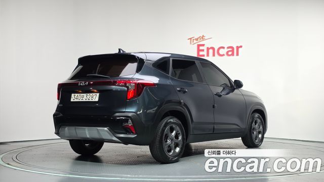 Kia Seltos из Кореи Encar