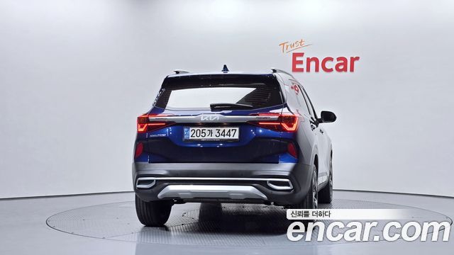 Kia Seltos из Кореи Encar