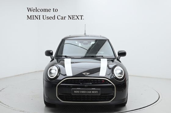 Mini Cooper Favoured — пробег 71 км — фото 3 из 5