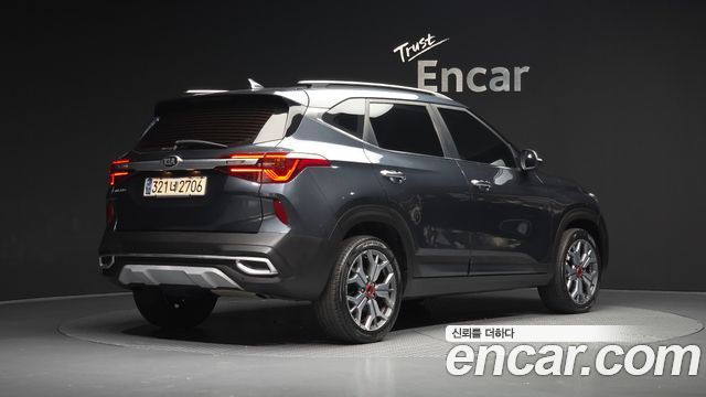 Kia Seltos из Кореи Encar