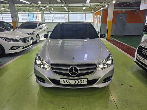 Mercedes-Benz E-Class E220 Bluetec Avantgarde — пробег 73 387 км — фото 3 из 5
