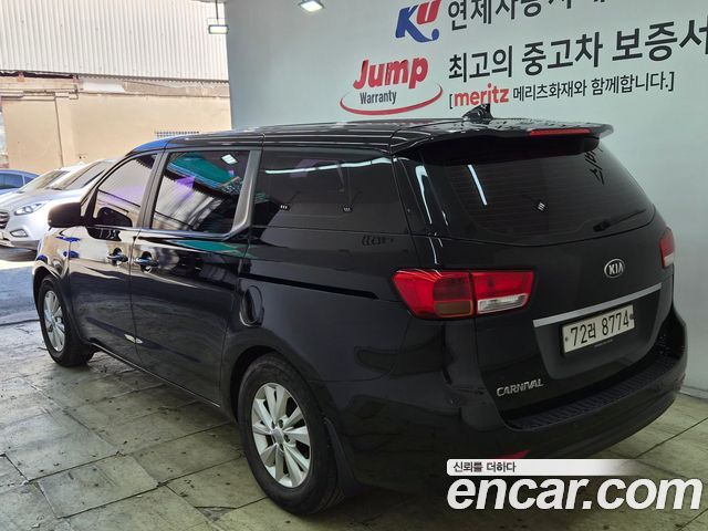 Kia Carnival 11-seater Deluxe — пробег 166 594 км — фото 3 из 5