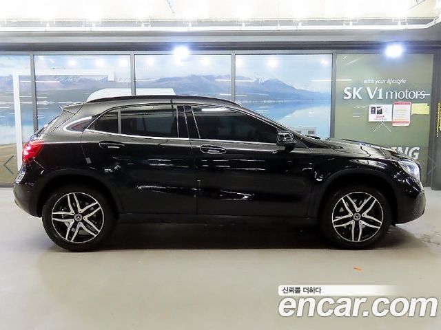 Mercedes-Benz GLA-Class GLA220 Premium — пробег 123 440 км — фото 3 из 5