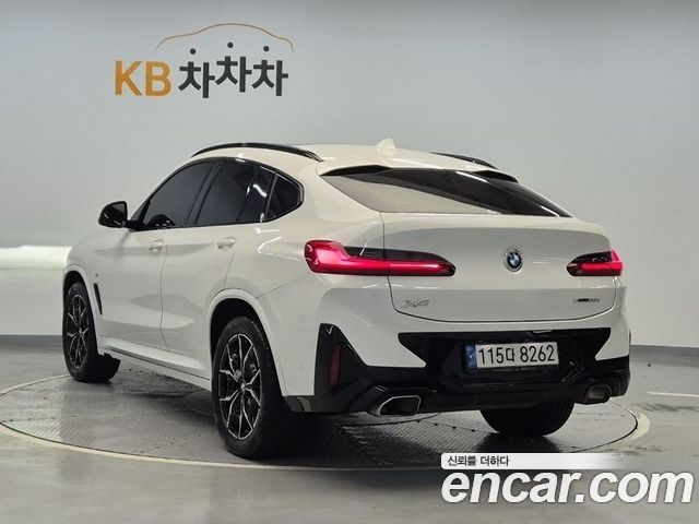 BMW X4 xDrive20i M Sport — пробег 82 678 км — фото 2 из 5