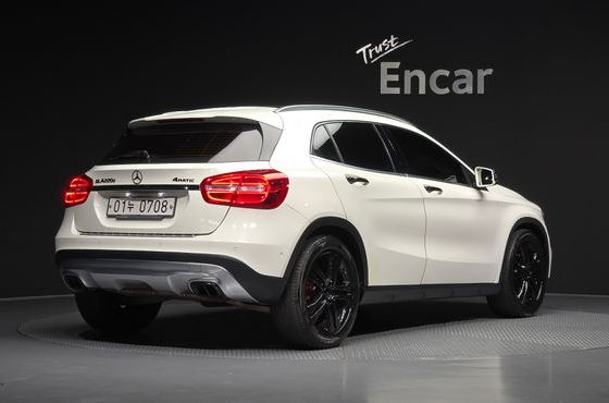 Mercedes-Benz GLA-Class GLA200 d 4MATIC — пробег 54 320 км — фото 2 из 5
