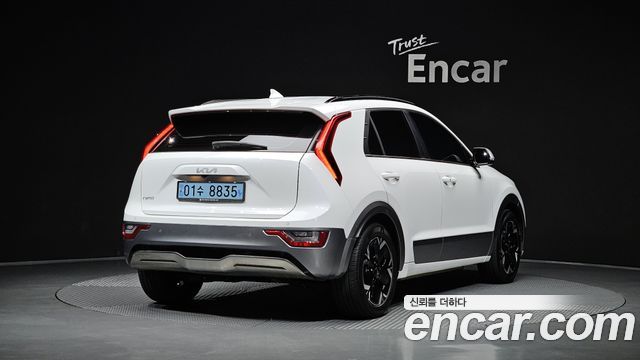 Kia Niro Earth — пробег 43 936 км — фото 2 из 5