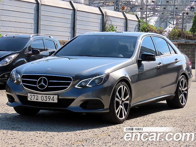 Mercedes-Benz E-Class E220 Bluetec Avantgarde Sport — пробег 81 498 км — фото 2 из 5