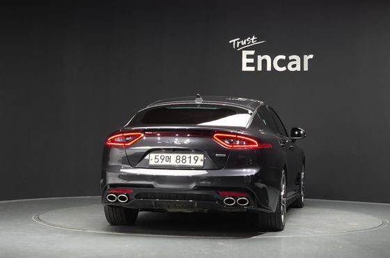 Kia Stinger 2.0 Turbo AWD Platinum — пробег 93 341 км — фото 4 из 5