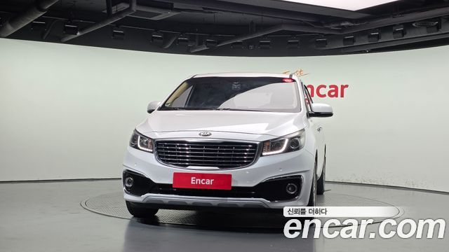 Kia Carnival 9-seater Prestige — пробег 123 162 км — фото 3 из 5