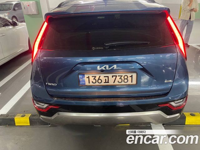 Kia Niro Signature — пробег 37 400 км — фото 5 из 5