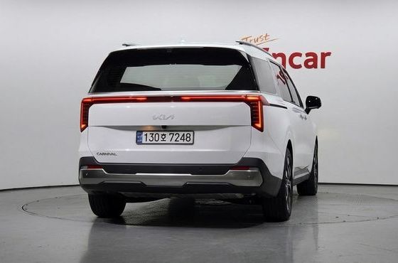 Kia Carnival Gasoline 9-Seater Noblesse — пробег 59 662 км — фото 4 из 5