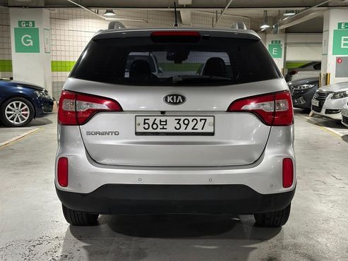 Kia Sorento Diesel 2.0 2WD TLX — пробег 107 861 км — фото 4 из 5