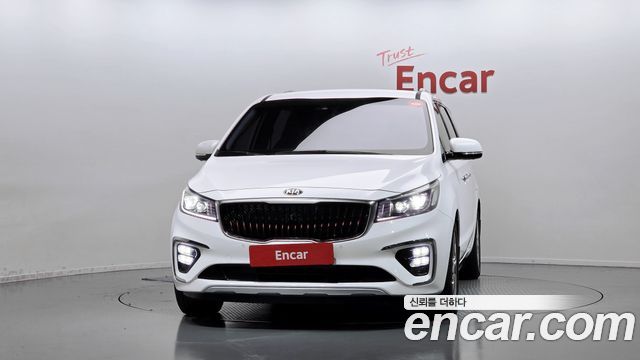 Kia Carnival 9-Seater Noblesse Special — пробег 185 992 км — фото 3 из 5
