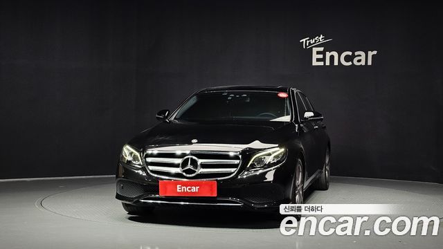 Mercedes-Benz E-Class из Кореи Encar