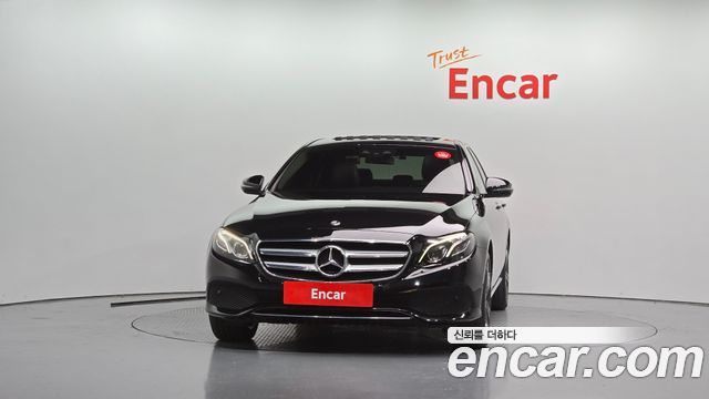 Mercedes-Benz E-Class из Кореи Encar