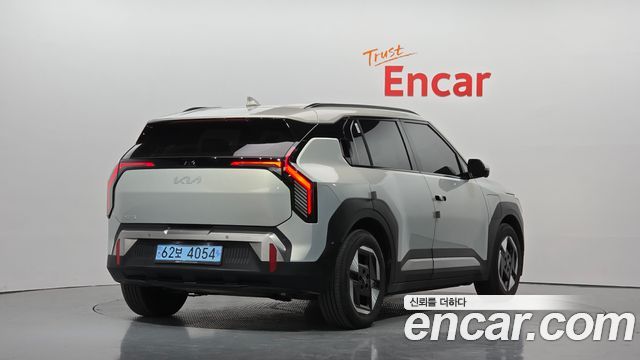 Kia EV3 из Кореи Encar