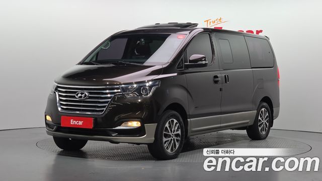Hyundai Starex 4WD Urban 9-Seater Exclusive — пробег 140 360 км — фото 1 из 5