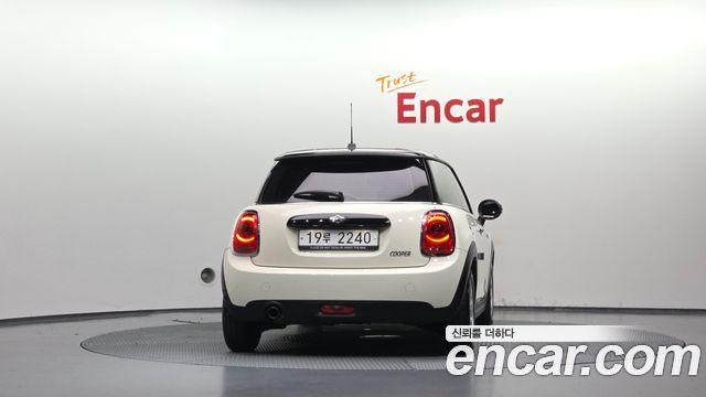 Mini Cooper из Кореи Encar
