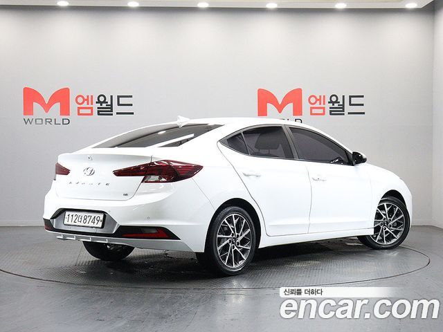 Hyundai AVANTE из Кореи Encar