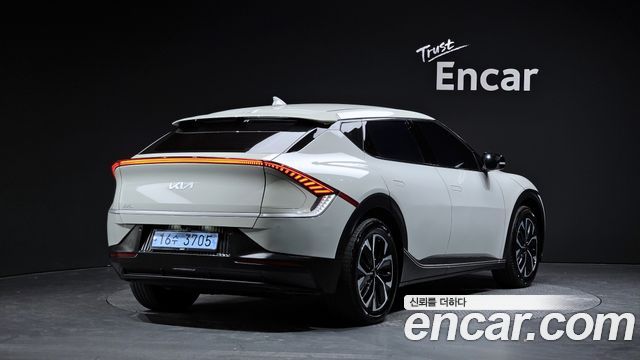 Kia EV6 из Кореи Encar