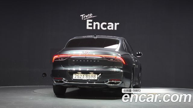 Hyundai Grandeur из Кореи Encar