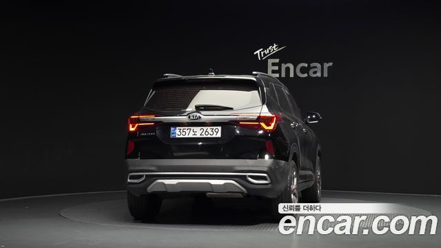 Kia Seltos из Кореи Encar