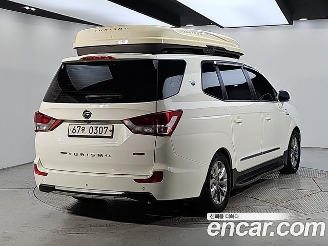 Ssangyong KORANDO 4WD Outdoor Edition 9-seater — пробег 128 000 км — фото 4 из 5