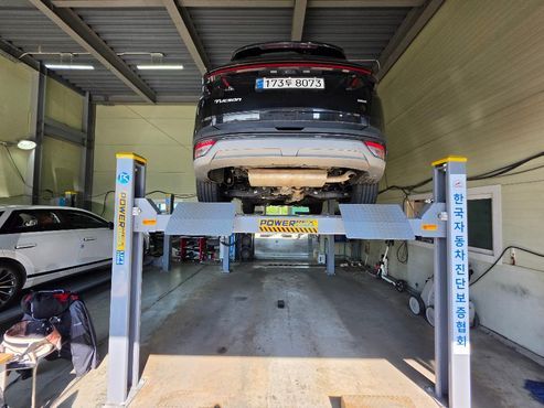 Hyundai Tucson Gasoline 1.6 Turbo 4WD Inspiration — пробег 28 426 км — фото 2 из 3