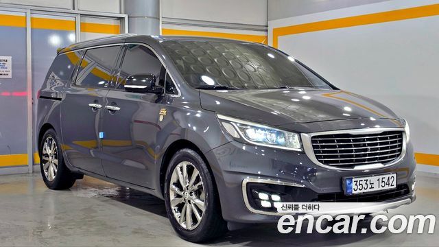 Kia Carnival из Кореи Encar