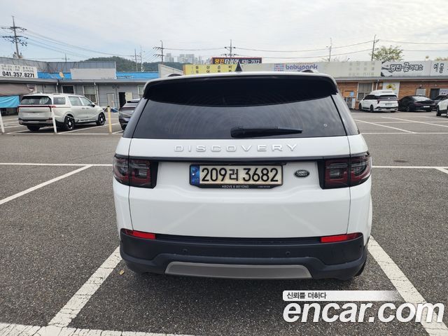 Land Rover Discovery Sport P250 SE — пробег 144 457 км — фото 1 из 5