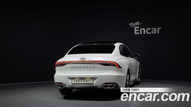 Hyundai Grandeur Calligraphy — пробег 74 132 км — фото 4 из 5