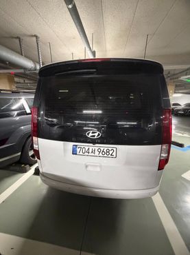 Hyundai Staria L3.5 Tourer 11-Seater Modern — пробег 8 421 км — фото 3 из 5