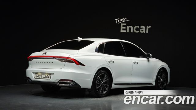 Hyundai Grandeur из Кореи Encar