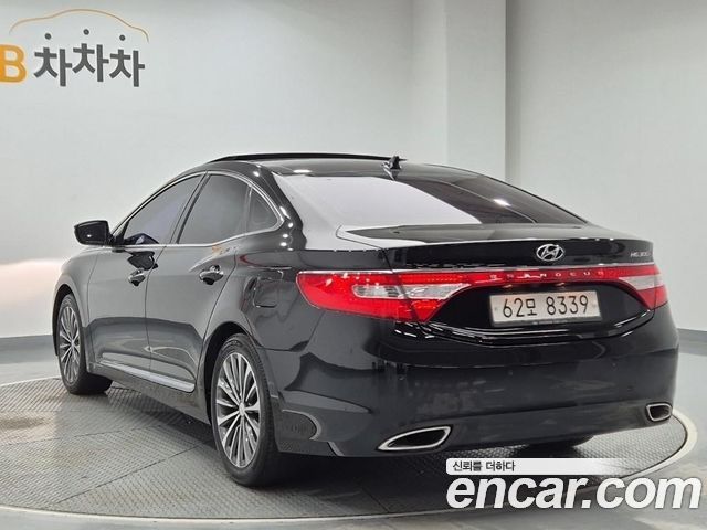 Hyundai Grandeur HG300 Exclusive — пробег 127 061 км — фото 4 из 5