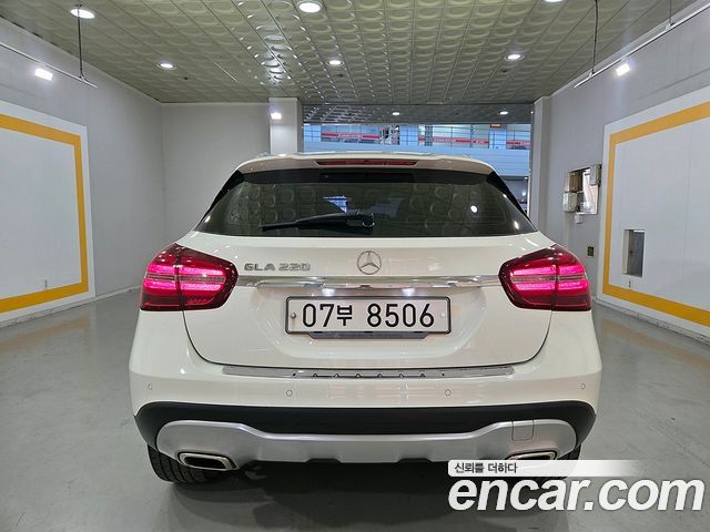 Mercedes-Benz GLA-Class из Кореи Encar