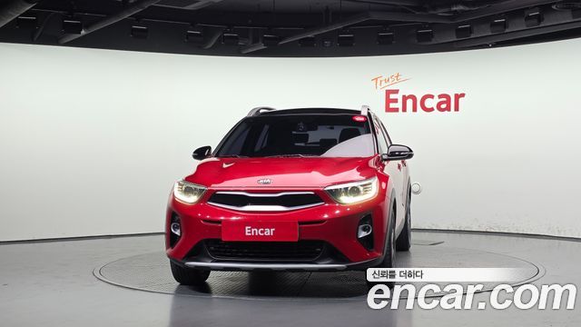 Kia Stonic из Кореи Encar